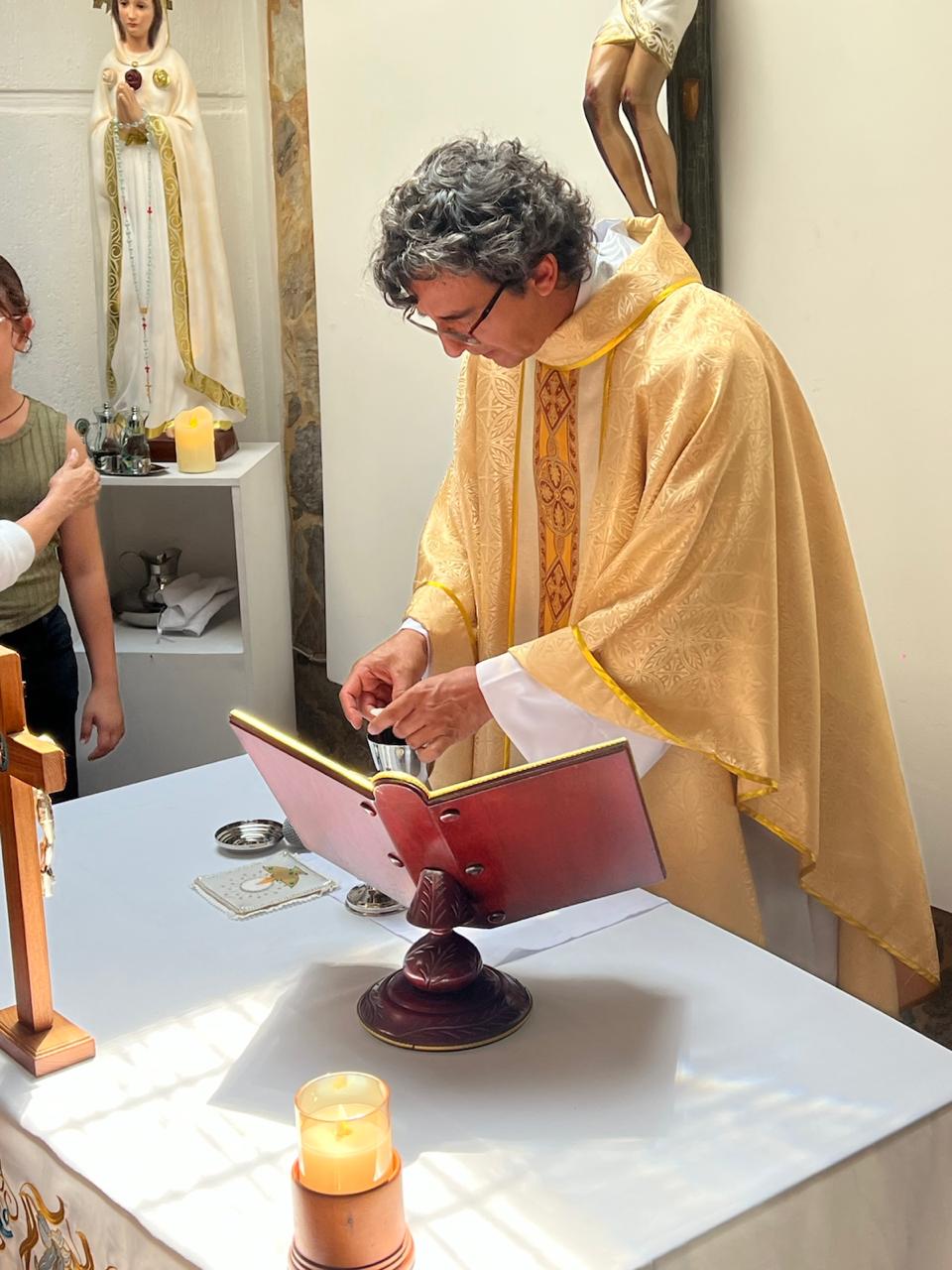 Momentos especiales y actividades en Fundación Ermita de San Charbel